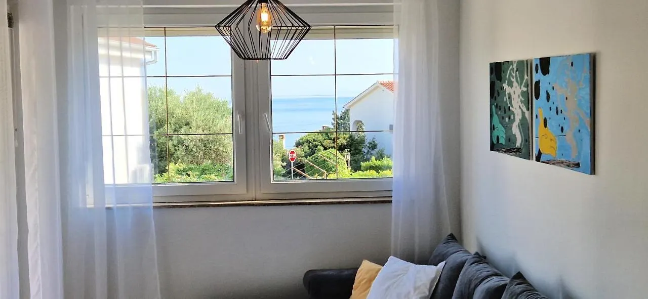 Apartment Lana 克尔克